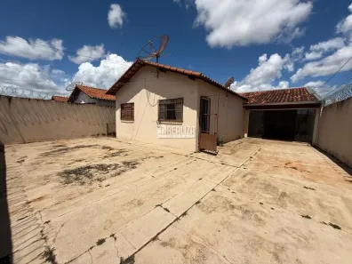 Casa com 2 Quartos à venda, 116m² no Residencial Nova Era, Uberaba