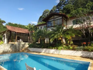 Casa com 5 Quartos para alugar, 460m² no Vina Del Mar, Juiz de Fora
