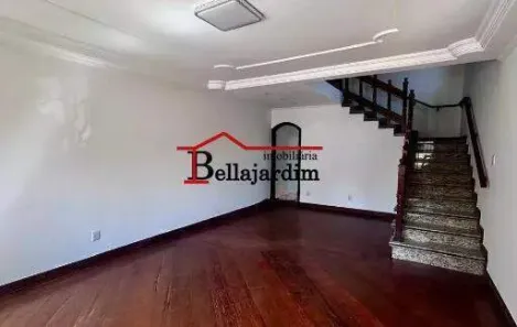 Sobrado com 3 Quartos para alugar, 270m² no Vila Scarpelli, Santo André