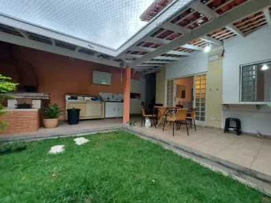 Sobrado com 3 Quartos à venda, 120m² no Chácara do Visconde, Taubaté