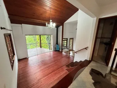 Casa com 4 Quartos à venda, 250m² no Córrego Grande, Florianópolis