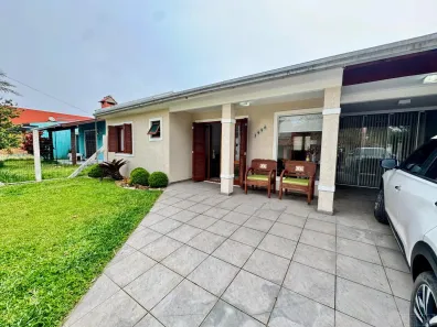 Casa com 3 Quartos à venda, 133m² no Tramandaí, Tramandaí