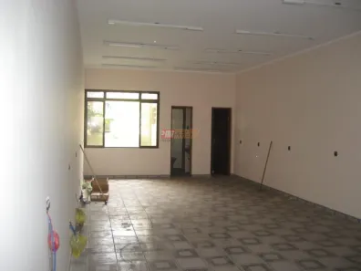 Sala Comercial para alugar, 90m² no Baeta Neves, São Bernardo do Campo