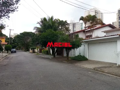 Sobrado com 3 Quartos à venda, 260m² no Jardim Esplanada, São José dos Campos