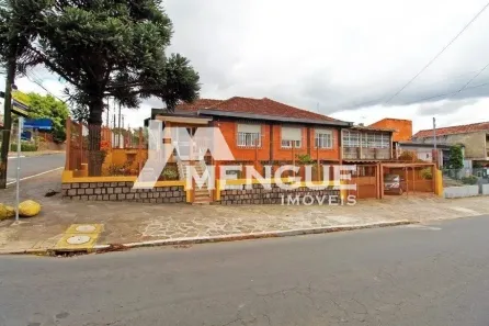 Casa com 3 Quartos para alugar, 257m² no Jardim Sabará, Porto Alegre