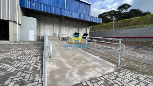Galpão/Depósito/Armazém para alugar, 1900m² no Abc, Moreno