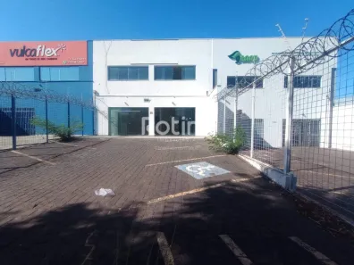 Ponto Comercial para alugar, 570m² no Nossa Senhora das Graças, Uberlândia