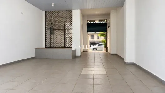Ponto Comercial à venda, 110m² no Leme, Rio de Janeiro