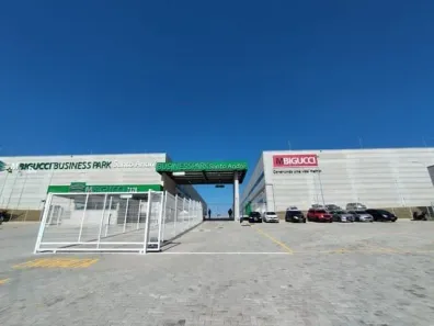 Galpão/Depósito/Armazém para alugar, 1251m² no Parque Jaçatuba, Santo André