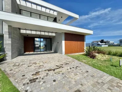Sobrado com 3 Quartos à venda, 191m² no Curumim, Capão da Canoa
