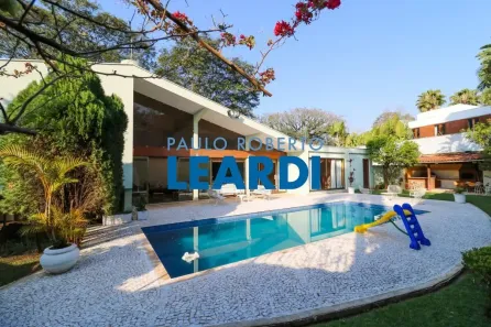 Casa com 4 Quartos à venda, 677m² no Jardim Guedala, São Paulo
