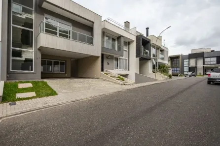 Casa com 4 Quartos à venda, 281m² no Uberaba, Curitiba
