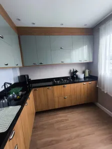 Sobrado com 2 Quartos à venda, 102m² no Santos Dumont, Juiz de Fora