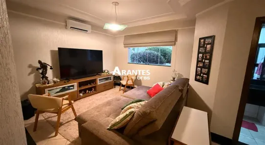 Casa de Condomínio com 3 Quartos à venda, 190m² no Jardim Inconfidência, Uberlândia