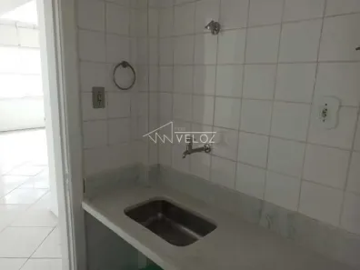 Kitnet à venda, 68m² no Centro, Rio de Janeiro