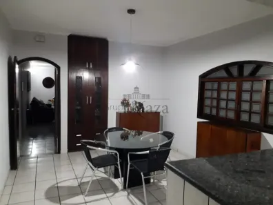 Casa com 3 Quartos para venda ou aluguel, 125m² no Vila Tesouro, São José dos Campos
