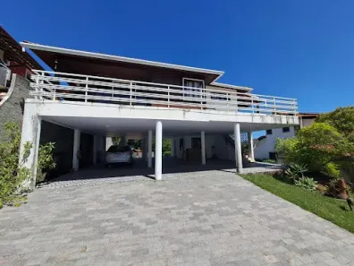Casa de Condomínio com 4 Quartos à venda, 600m² no Sapê, Niterói