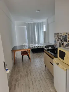 Sala Comercial à venda, 32m² no Menino Deus, Porto Alegre