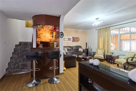 Sobrado com 3 Quartos à venda, 250m² no Jardim Umuarama, São Paulo