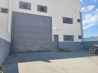 Galpão/Depósito/Armazém para alugar, 526m² no Retiro São João, Sorocaba