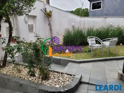Sobrado com 3 Quartos à venda, 177m² no Vila Antonina, São Paulo