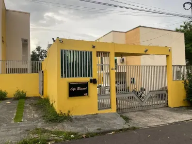 Sobrado com 3 Quartos à venda, 250m² no Flores, Manaus