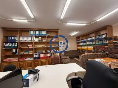 Sala Comercial à venda, 60m² no Vila Mathias, Santos