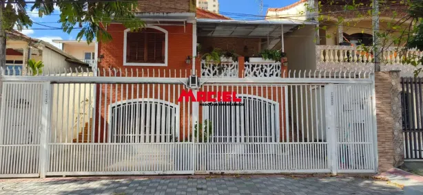 Casa com 4 Quartos à venda, 222m² no Jardim Satélite, São José dos Campos