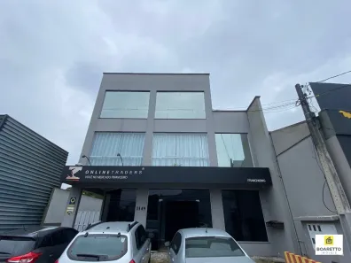 Sala Comercial para alugar, 250m² no América, Joinville