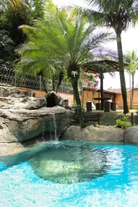 Casa de Condomínio com 5 Quartos para alugar, 903m² no Jardim das Nações, Taubaté