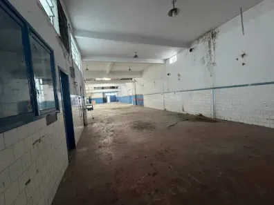 Galpão/Depósito/Armazém para alugar, 325m² no São Lourenço, Niterói