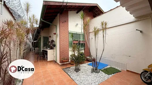 Casa com 2 Quartos à venda, 100m² no Jardim Gurilândia, Taubaté