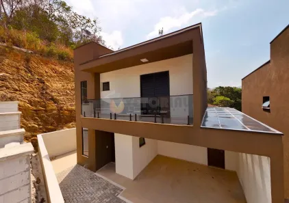 Casa de Condomínio com 3 Quartos à venda, 170m² no Reserva du Moullin, São Sebastião