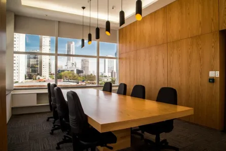 Sala Comercial para alugar, 203m² no Jardim das Acácias, São Paulo
