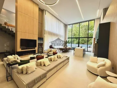 Sobrado com 4 Quartos à venda, 550m² no Jardim Indaiá, Embu das Artes