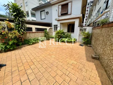 Casa com 3 Quartos à venda, 210m² no Campo Grande, Santos
