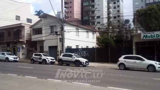 Lote/Terreno à venda, 942m² no Centro, Caxias do Sul