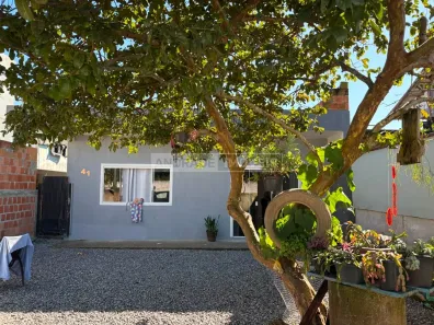 Casa com 3 Quartos à venda, 72m² no Espinheiros, Itajaí