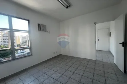 Sala Comercial à venda, 52m² no Vila Guaianazes, São José dos Campos