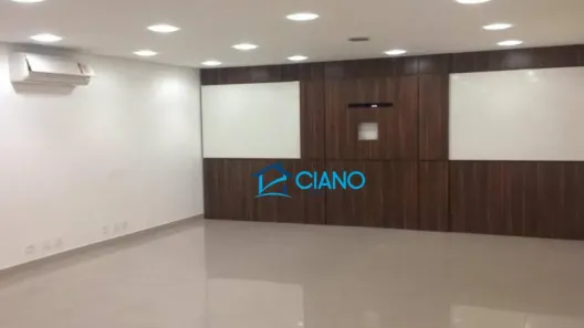 Galpão/Depósito/Armazém à venda, 805m² no Cambuci, São Paulo
