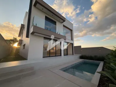 Casa com 3 Quartos à venda, 229m² no Granja Marileusa, Uberlândia