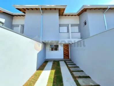 Sobrado com 2 Quartos à venda, 74m² no Pontal de Santa Marina, Caraguatatuba