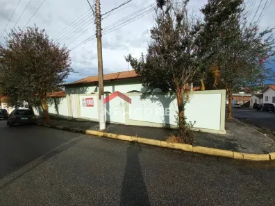 Casa com 4 Quartos à venda, 193m² no Centro, Angatuba