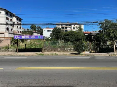 Lote/Terreno à venda, 1048m² no Sagrada Família, Caxias do Sul