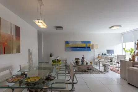 Apartamento com 2 Quartos à venda, 93m² no Centro, Florianópolis