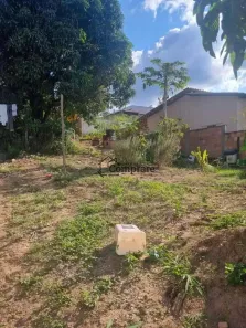 Lote/Terreno à venda, 360m² no Novo Retiro, Esmeraldas