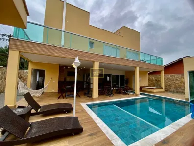 Casa com 4 Quartos à venda, 380m² no Centro, Caraguatatuba