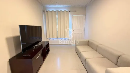 Casa com 1 Quarto para alugar, 48m² no Maringá, Londrina