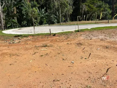 Lote/Terreno à venda, 518m² no Carangola, Petrópolis