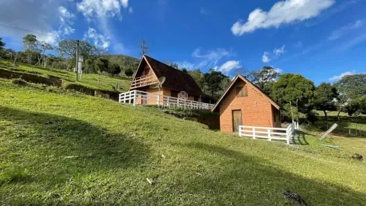 Fazenda/Sítio com 4 Quartos à venda, 100m² no Laranjeiras de Caldas, Caldas